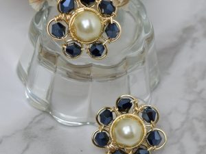 aretes topos flor
